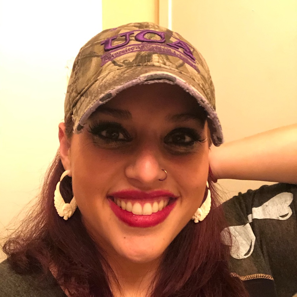 Meet your Posher, Caitlin